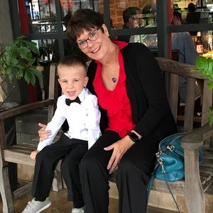 Meet your Posher, Sandra